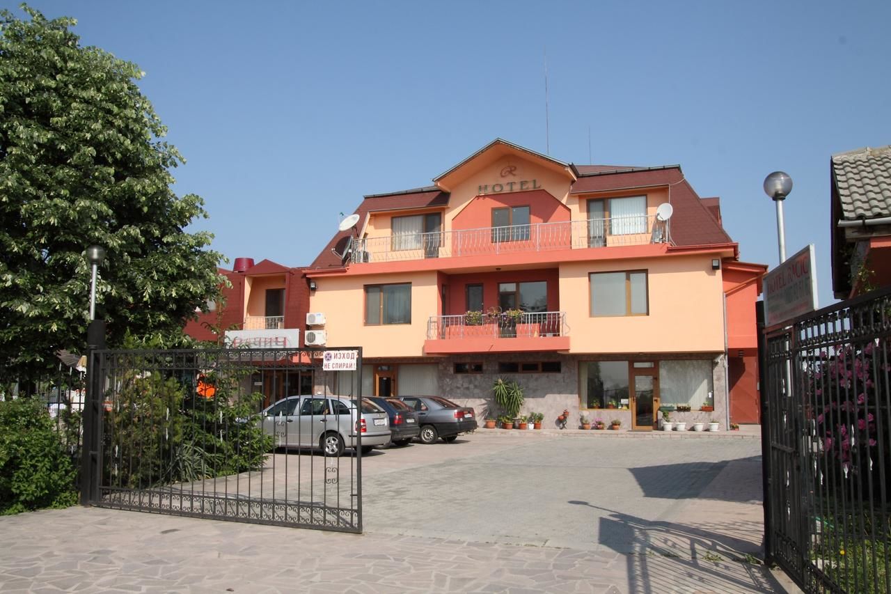 Отель Complex Racic Voyvodinovo-45